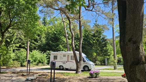 foto camperpark nieuw 2.jpg